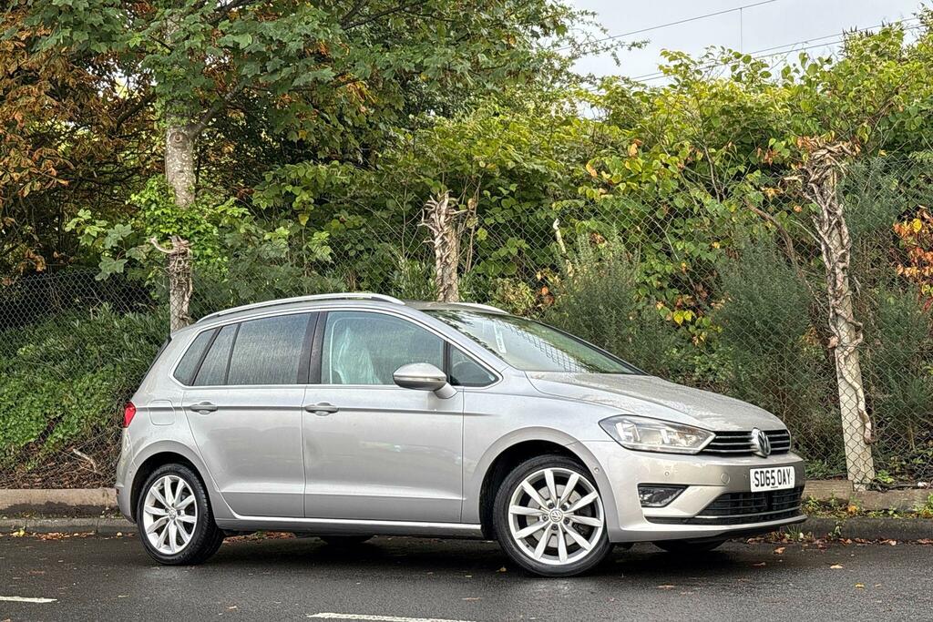 Volkswagen Golf Sv