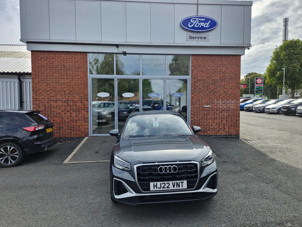 Audi Q2