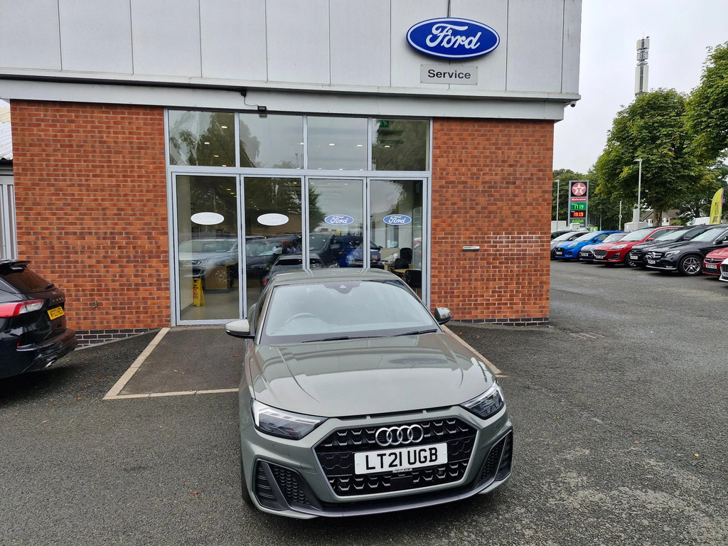 Audi A1