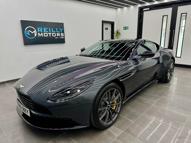 Aston Martin Db11