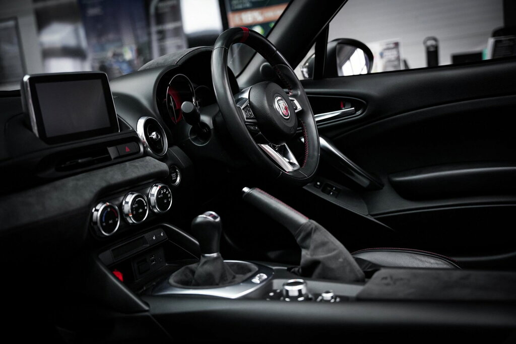 Abarth 124 Spider