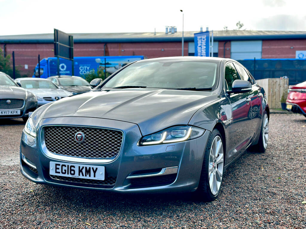 Jaguar Xj