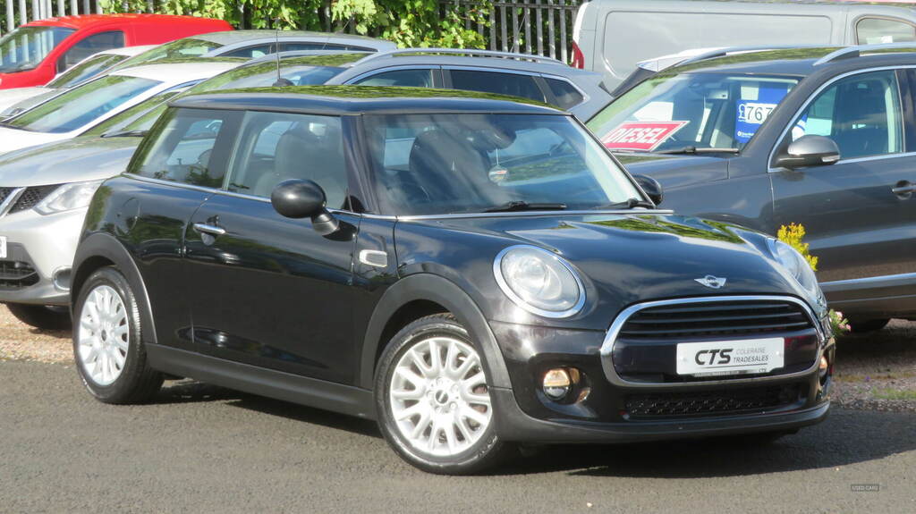 Mini Hatchback