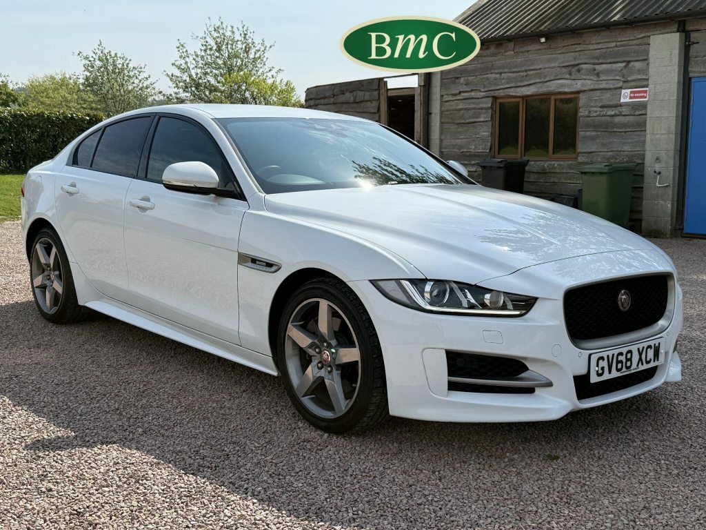 Jaguar Xe