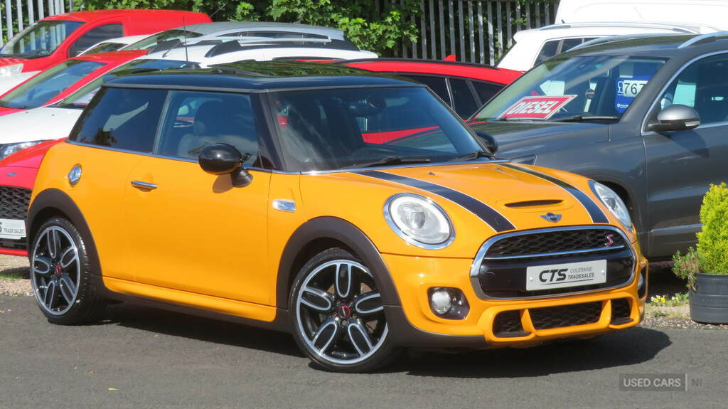 Mini Hatchback
