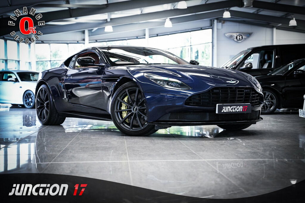 Aston Martin Db11