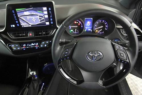 Used Toyota C-Hr on Finance from £50 per month no deposit