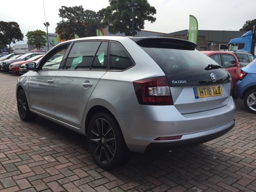 Used Skoda RAPID SPACEBACK SPACEBACK SE SPORT TSI on ...