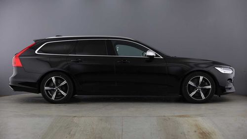 Used Volvo V90 D5 PowerPulse AWD R-Design Automatic on 