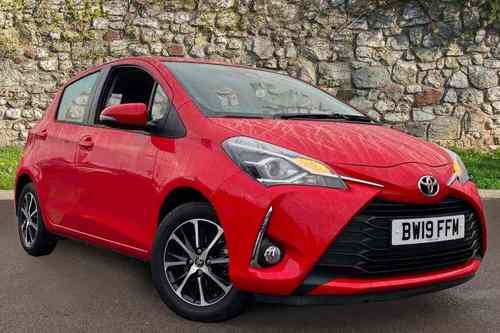 2019 toyota yaris accessories