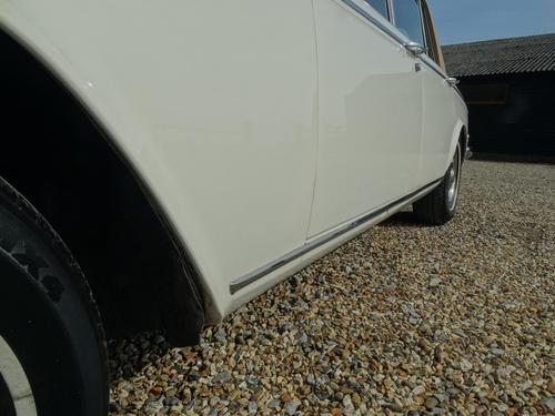 Used Rolls-Royce SILVER SHADOW LWB WITH DIVISION on 