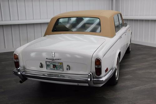 Used Rolls-Royce SILVER SHADOW LWB WITH DIVISION on 