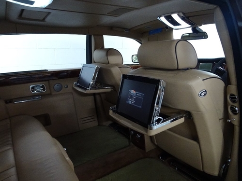 Compare Rolls-Royce Phantom 6.7 Ewb Limousine MV58GWN Brown