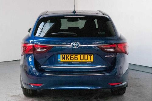 Used Toyota AVENSIS 1.6 D-4D Business Edition Plus on 