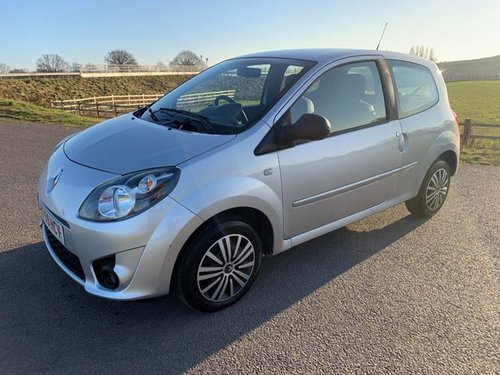 Used Renault Twingo on Finance from £50 per month no deposit