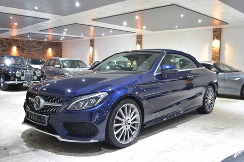 Compare Mercedes-Benz 300 C 300 Amg Line Premium Plus BN17MMV Blue
