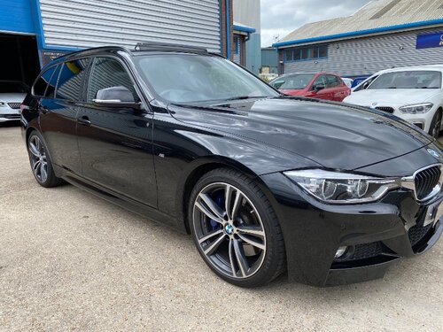 Compare BMW 3 Series 330D M Sport Touring YD17UXS Black