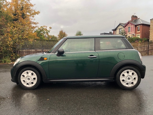 Compare Mini Hatch One AF61ZDK Green