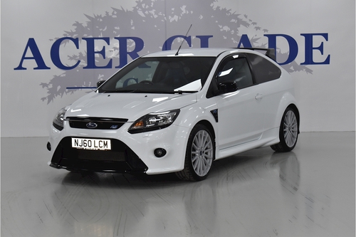Compare Ford Focus Rs NJ60LCM White