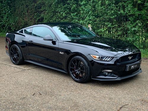 Compare Ford Mustang Gt WT16UUR Black