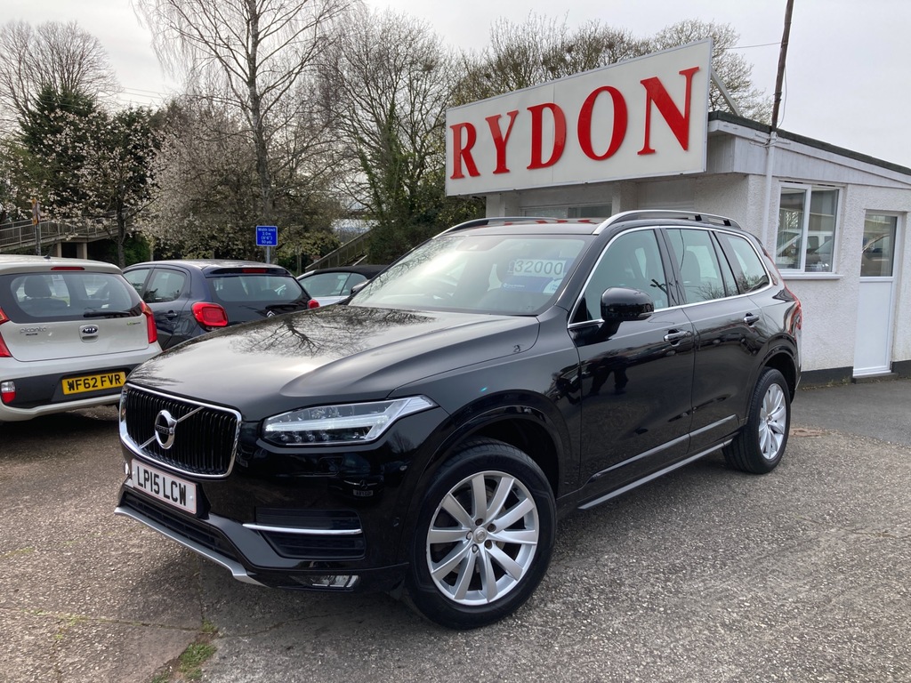 Compare Volvo XC90 2.0 D5 Momentum Awd Geartronic LP15LCW Black
