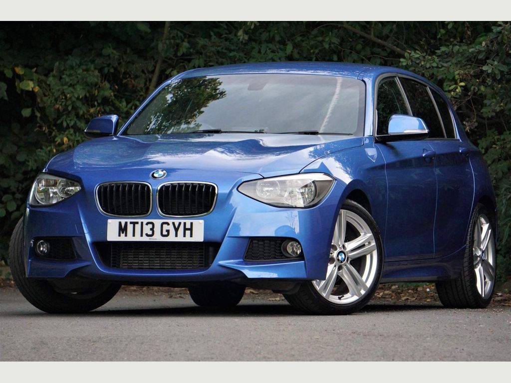 Compare BMW 1 Series 118D M Sport MT13GYH Blue