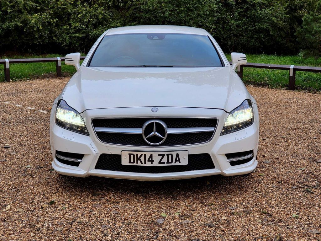 Compare Mercedes-Benz CLS Cls250 Cdi Blueefficiency Amg Sport DK14ZDA White