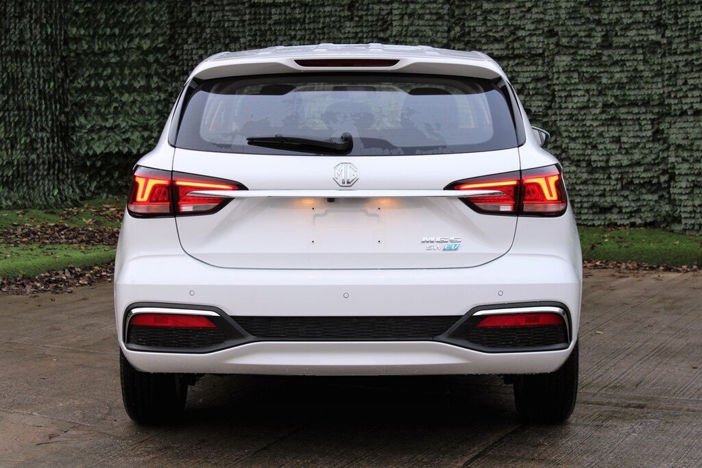 Sold FV21UBJ 2021 MG MG5 - History / How much is it worth?