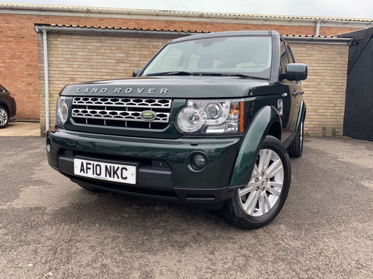 Compare Land Rover Discovery 4 Tdv6 Hse AF10NKC Green