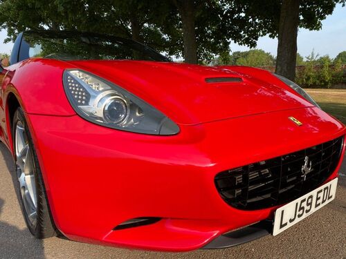 Used Ferrari California on Finance from £50 per month no deposit