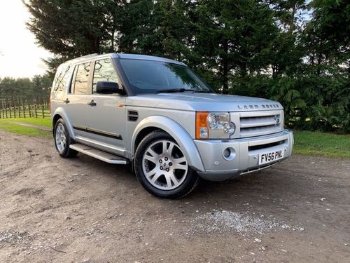 Compare Land Rover Discovery 3 Tdv6 Hse FV56PNL Silver