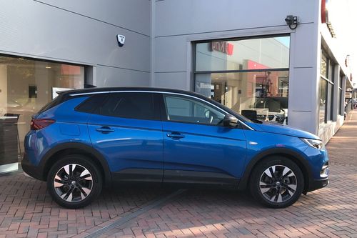 Used Vauxhall Grandland X Lvtuy 5dr Hatchback 1 5 Griffin On Finance In Wj King Vauxhall Dartford 458 Per Month No Deposit